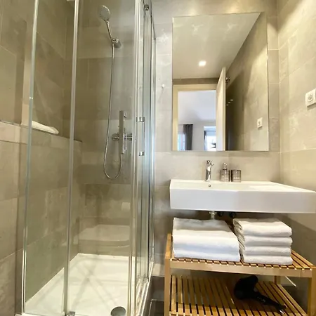 Апартаменты Spacious Elegant On Avenue Diagonal By Myrentalhost *