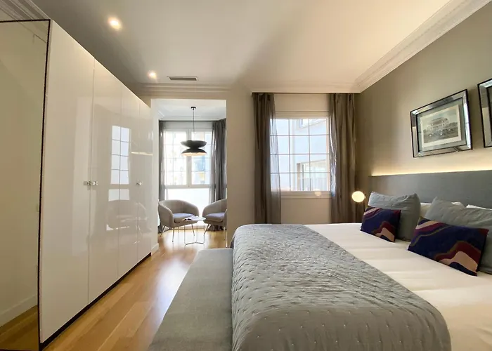 Spacious Elegant On Avenue Diagonal By Myrentalhost * Barcelona