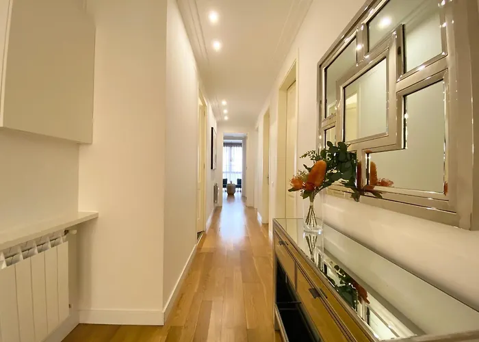 Spacious Elegant On Avenue Diagonal By Myrentalhost * Barcelona