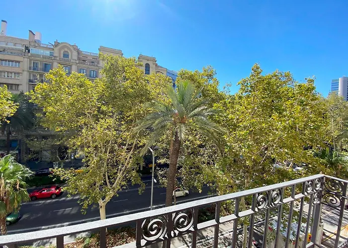 Spacious Elegant On Avenue Diagonal By Myrentalhost Barcelona